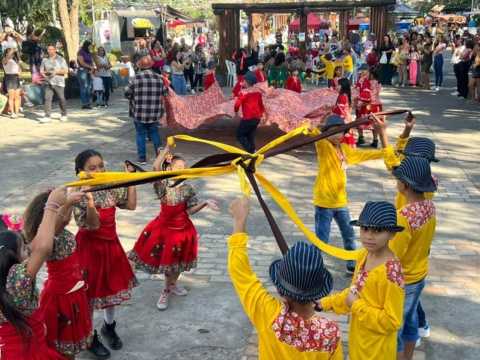 festa-junina-de-poa-vai-ate-domingo-(30)