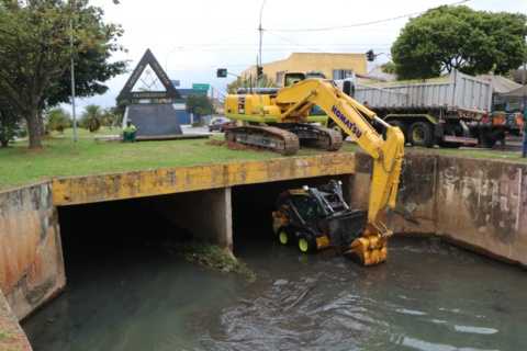 secretaria-de-manutencao-de-suzano-inicia-ultima-fase-de-limpeza-do-rio-una