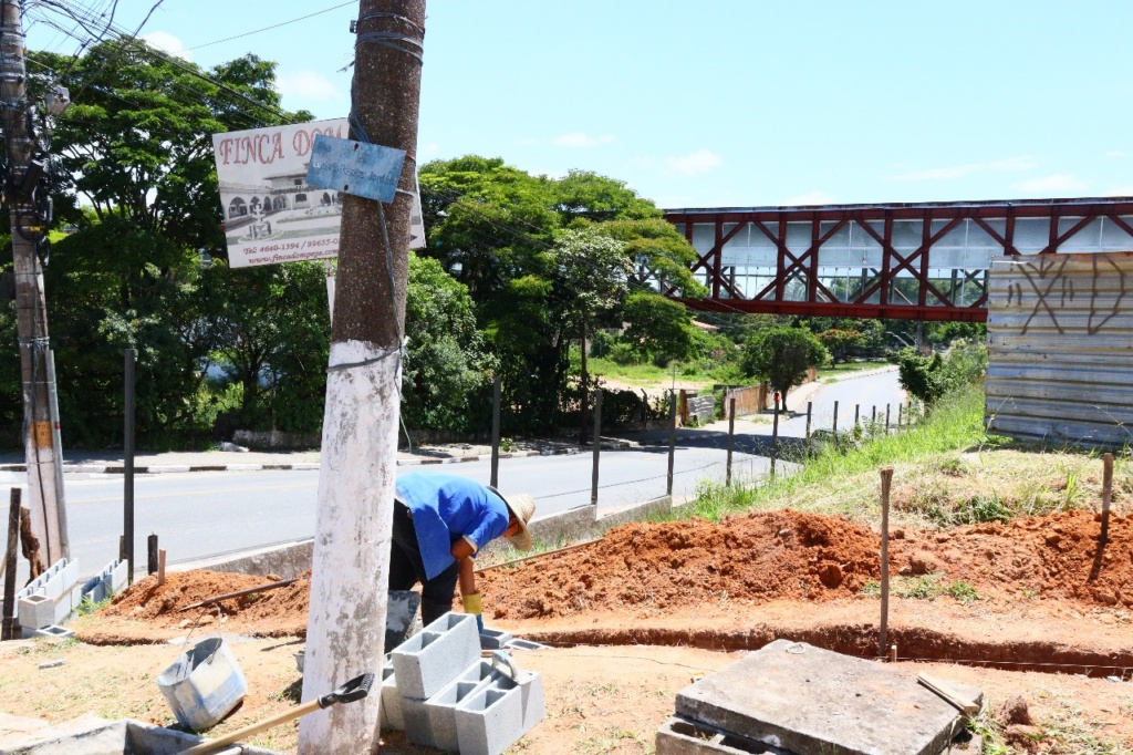 saulo-souza-vistoria-obra-do-balneario-e-afirma-que-entrega-sera-gradual