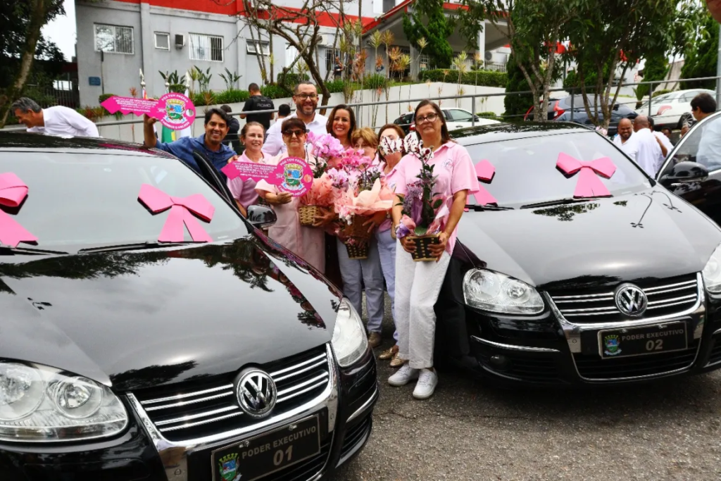 prefeitura-de-poa-entrega-veiculos-do-gabinete-para-transporte-de-pacientes-oncologicos