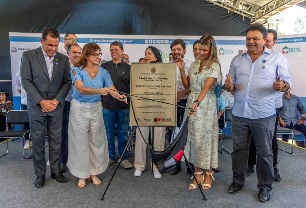 com-a-presenca-do-governador,-praca-da-cidadania-e-inaugurada-em-mogi-das-cruzes