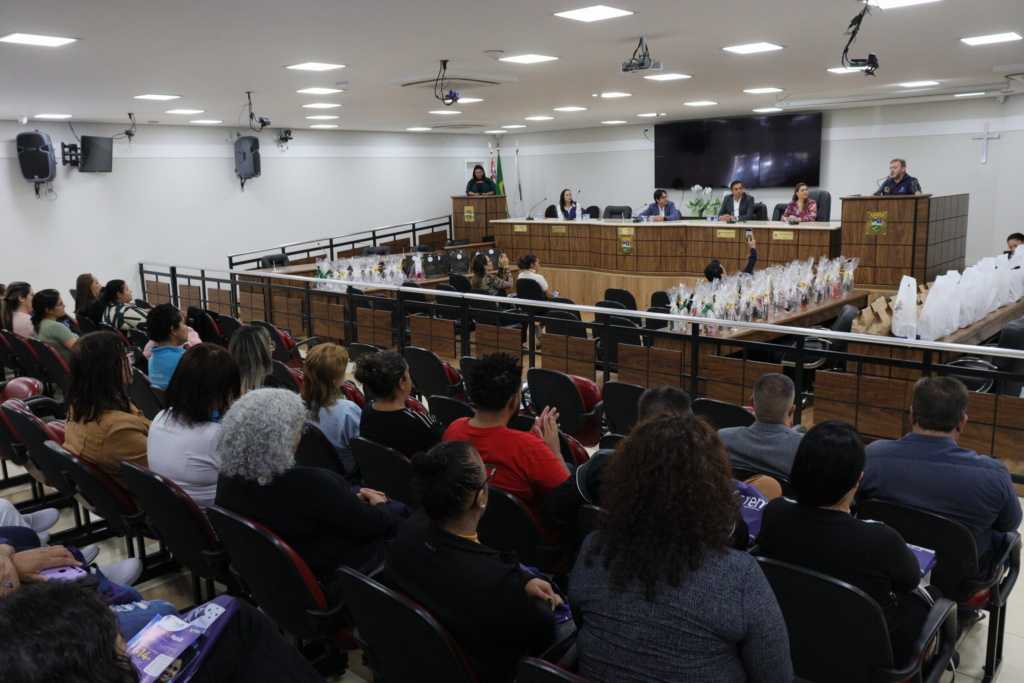 poa-celebra-dia-da-enfermagem-com-palestra-e-valorizacao-da-categoria