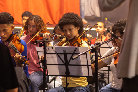criancas-e-jovens-dos-polos-culturais-da-gerando-falcoes-se-apresentam-em-poa-neste-sabado