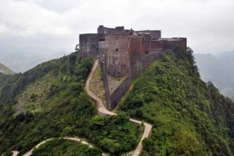 haiti:-30-pessoas-morrem-pisoteadas-durante-tumulto-em-ponto-turistico