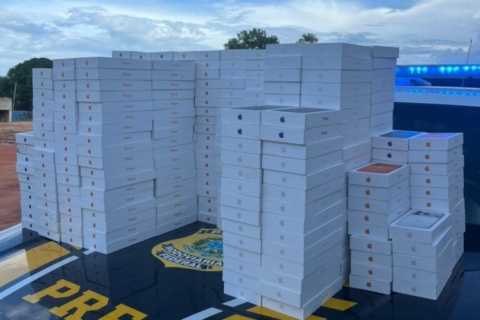 prf-apreende-contrabando-de-iphones-e-vinhos-no-valor-de-r$-5-milhoes